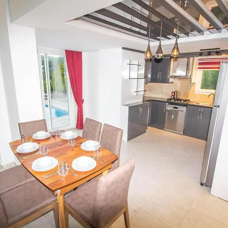 Villa Silver Yunus Villa, Oezel Havuzlu, *